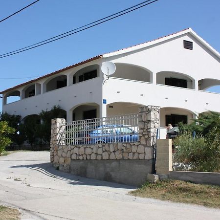 Apartments For Families With Children Lopar, Rab - 10402 المظهر الخارجي الصورة