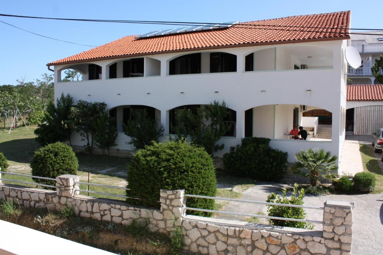 Apartments For Families With Children Lopar, Rab - 10402 المظهر الخارجي الصورة
