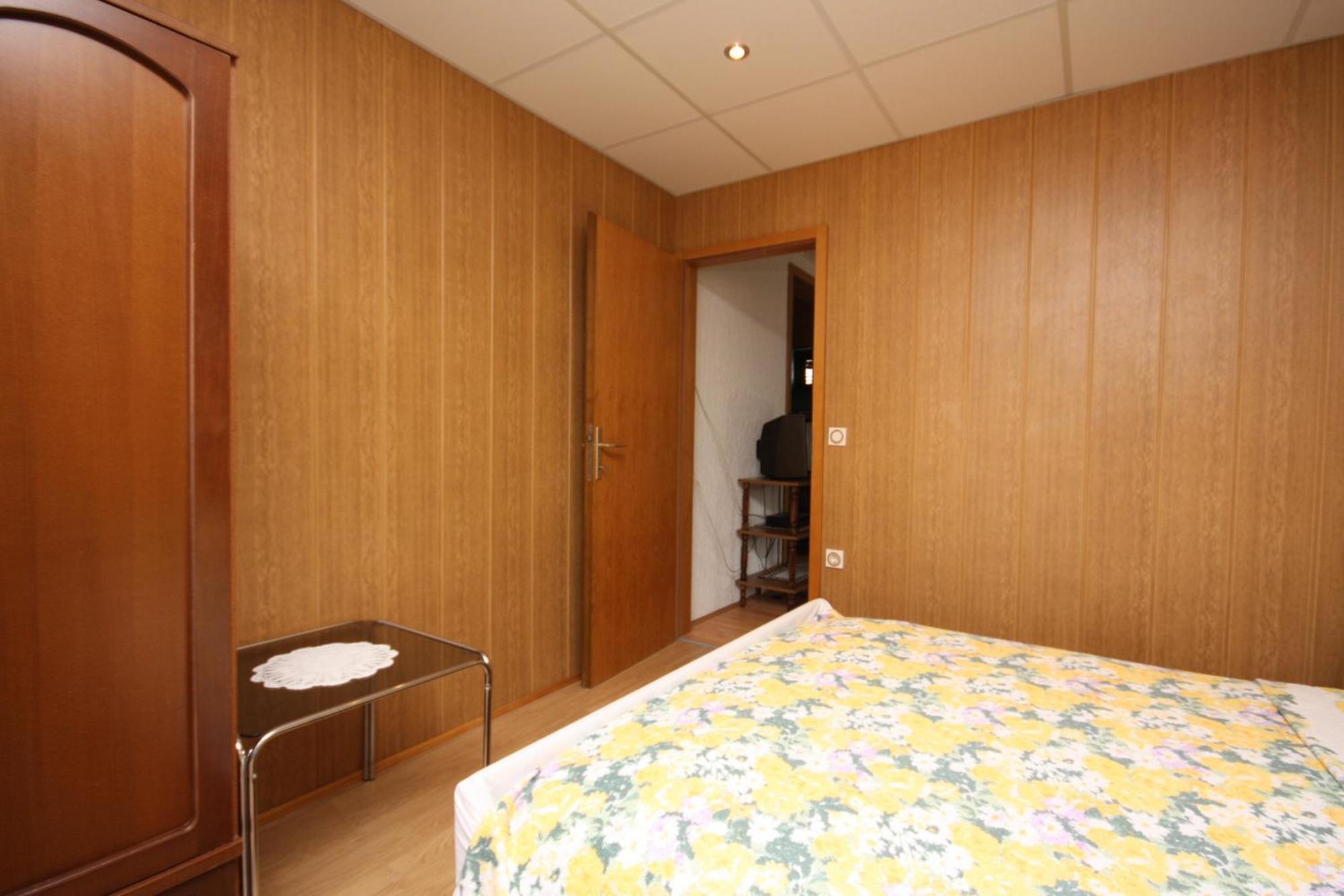 Apartments For Families With Children Lopar, Rab - 10402 الغرفة الصورة